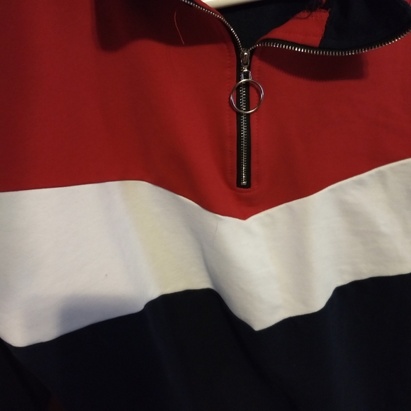 Red white blue pullover jacket, lightweight breezy - Picture 5 of 6